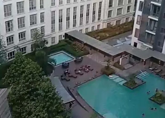 Grand Staycation Newport Manila
